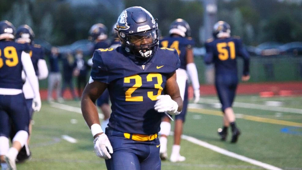 Rushawn Baker & Mike Novitsky: Setting the Bar for Victor Football